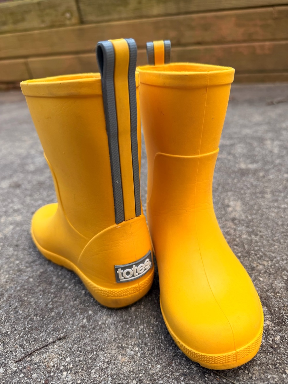 totes Kids Bright Yellow Waterproof Rain Boots with Gray Pull Tabs